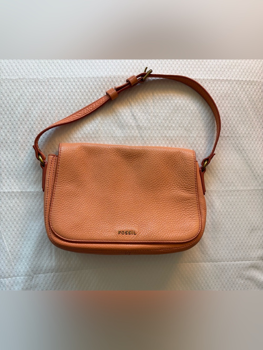 FOSSIL Genuine Leather Apricot Purse Shoulder Strap Size M (See measurements)